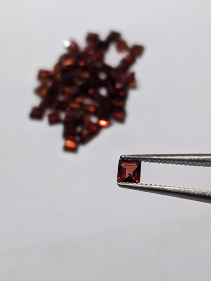 10 Ct Garnet (53 Stones 3x3 mm Square) | Northern Gem Supply